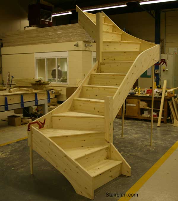 Z-Form Winder Staircase turns to the right then to the left