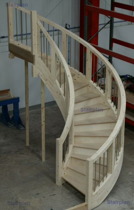 Geometrical Circular Staircases