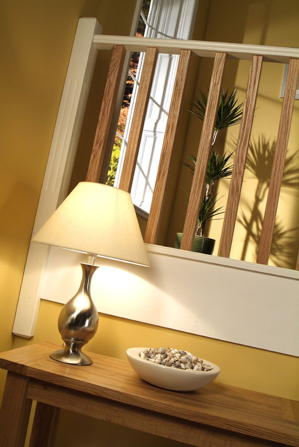 double reed landing balustrade