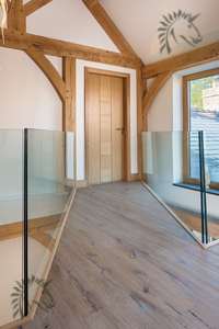 Frameles Glass landing balustrades