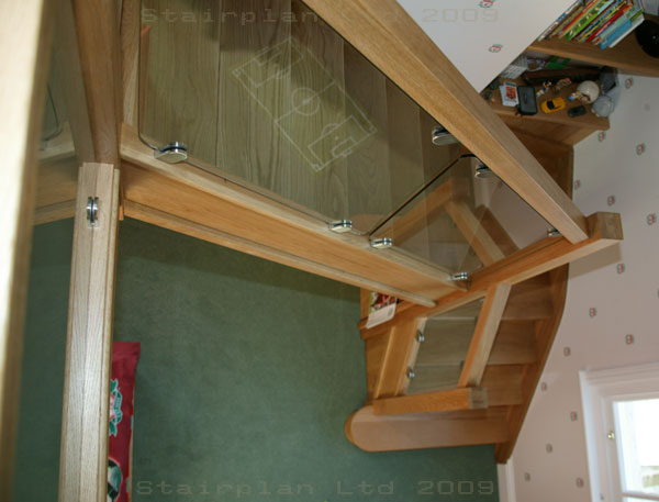 Oak Handrail with glass balustrade