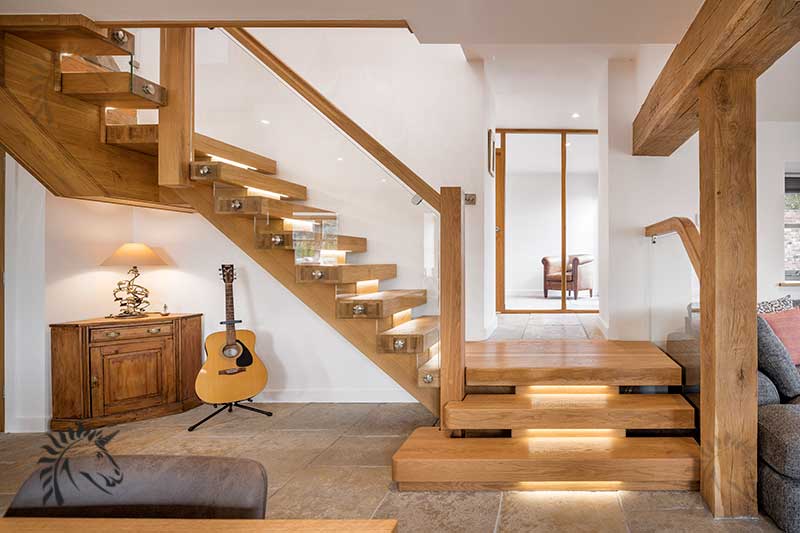 Oak x0vision quarter landing staircases